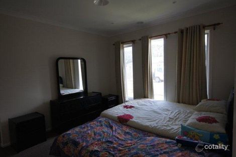 Property photo of 11 Melissa Way Pakenham VIC 3810