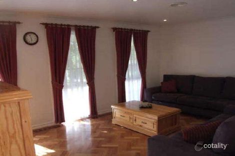 Property photo of 17 Simpson Drive Dandenong North VIC 3175