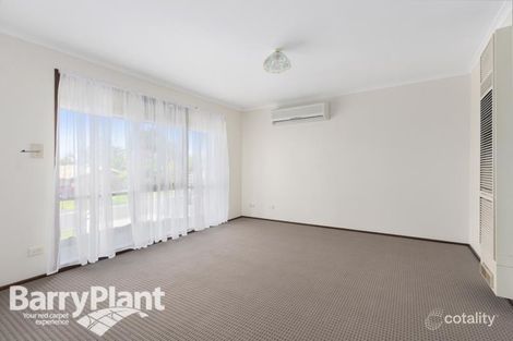 Property photo of 1 Inverness Close Pakenham VIC 3810