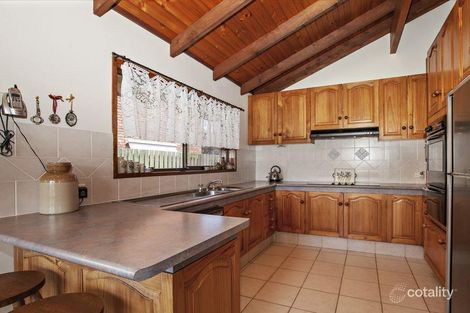 Property photo of 29 Camelot Crescent Hollywell QLD 4216