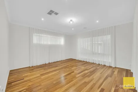 Property photo of 8 Kalara Court Tarneit VIC 3029