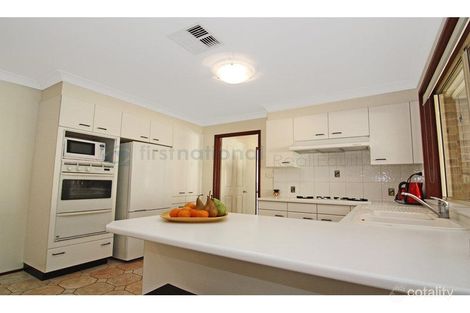 Property photo of 19 Gracemere Court Wattle Grove NSW 2173