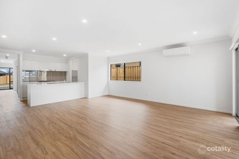 80 Mount Mitchell St, Park Ridge, QLD 4125