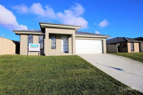 57 Emerald Dr, Kelso, NSW 2795