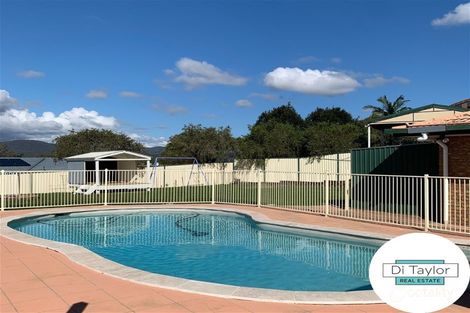 Property photo of 32 Thoms Crescent Mount Warren Park QLD 4207
