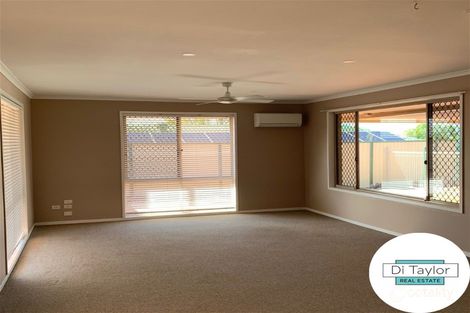 Property photo of 32 Thoms Crescent Mount Warren Park QLD 4207