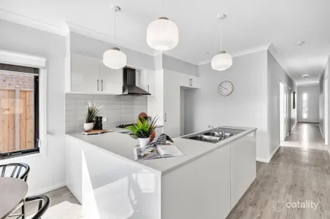 Property photo of 15 Cherry Street Armstrong Creek VIC 3217