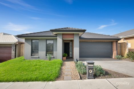Property photo of 41 Tweed Road Clyde North VIC 3978