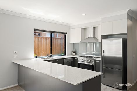 Property photo of 41 Tweed Road Clyde North VIC 3978