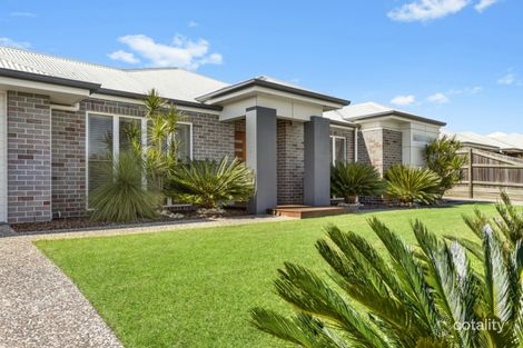 Property photo of 10 Plover Court Highfields QLD 4352
