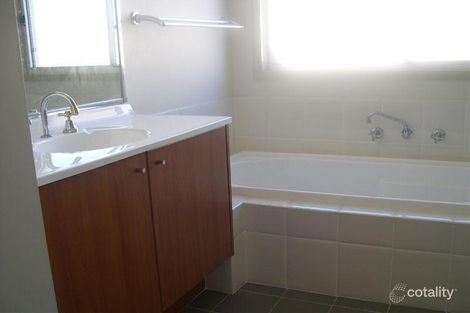 Property photo of 11 Roseberry Close Rutherford NSW 2320