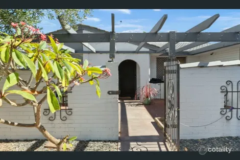 19 Columbia Cl, Rockingham, WA 6168