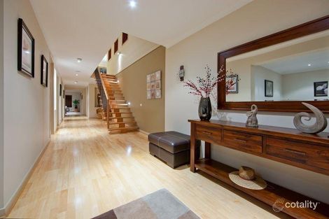 Property photo of 62 Warrawee Circuit Frankston VIC 3199
