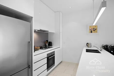 Property photo of 105/160 Union Road Surrey Hills VIC 3127