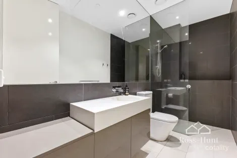 Property photo of 105/160 Union Road Surrey Hills VIC 3127