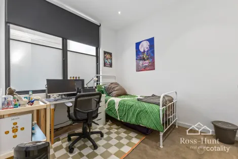 Property photo of 105/160 Union Road Surrey Hills VIC 3127