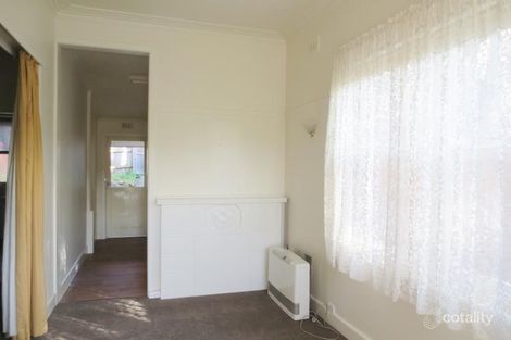 Property photo of 2/82 Studley Road Eaglemont VIC 3084