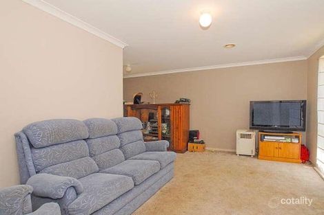 Property photo of 32 Herbert Road Carrum Downs VIC 3201