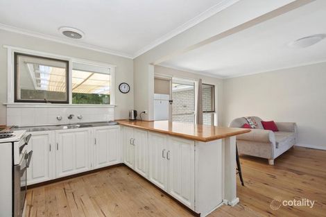 Property photo of 2/1106 Howitt Street Wendouree VIC 3355