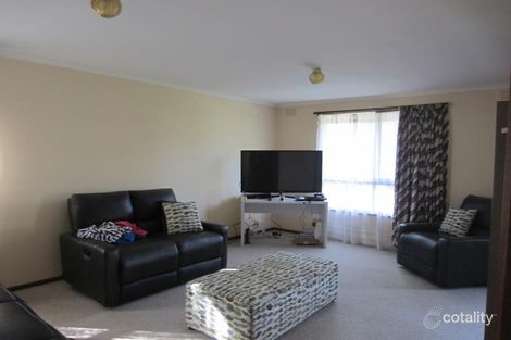 Property photo of 122 Berrabri Drive Scoresby VIC 3179