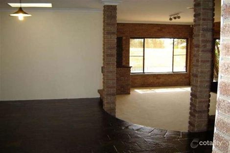 Property photo of 76 The Crest Woodvale WA 6026
