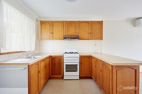 Property photo of 2/19 Amaroo Crescent Strathdale VIC 3550