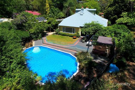 8 Burkinshaw Rd, Glen Forrest, WA 6071