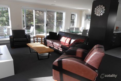 Property photo of 17 Beach Parade Sandy Point VIC 3959