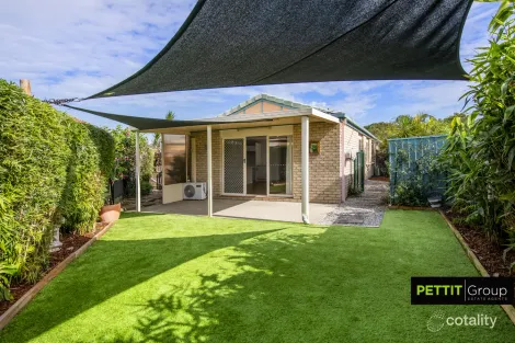 1/15 Catherine Ct, Labrador, QLD 4215