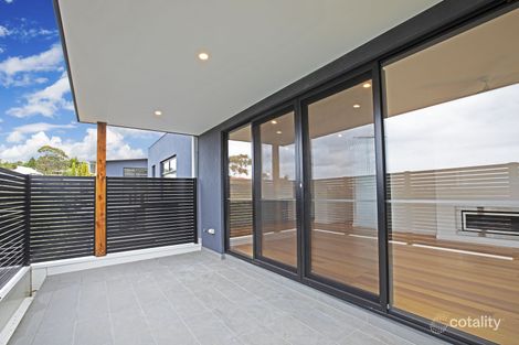Property photo of 1/3-5 Oakbank Avenue Highton VIC 3216
