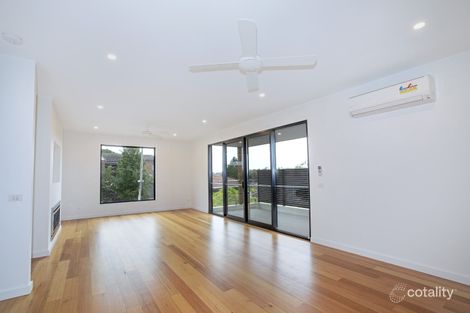 Property photo of 1/3-5 Oakbank Avenue Highton VIC 3216