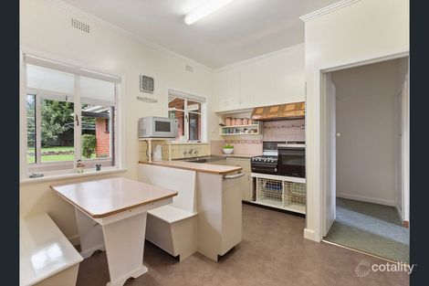 Property photo of 14 Bruce Street Strathmore VIC 3041