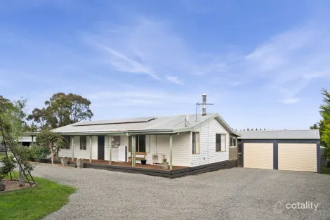 96 HARTS LANE, KYNETON, VIC 3444