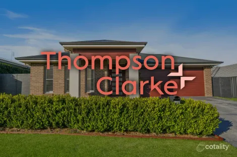Property photo of 48 Mapplewell Circuit Farley NSW 2320