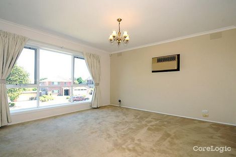 Property photo of 1/28 Mannering Drive Glen Waverley VIC 3150