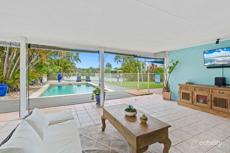 8 Mainsail St, Currumbin Waters, QLD 4223