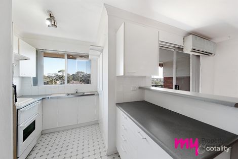 Property photo of 6/6 Reddall Street Campbelltown NSW 2560