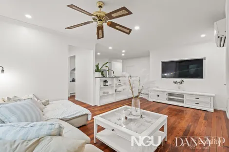 Property photo of 12 Quahlee Grove Karana Downs QLD 4306