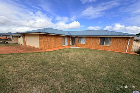 76 WINDSOR CIR, KINGAROY, QLD 4610