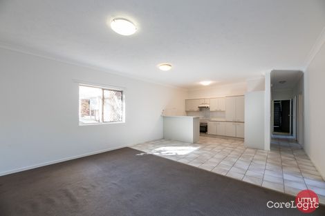 Property photo of 1/5 Vincent Street Indooroopilly QLD 4068
