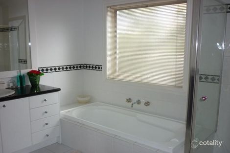 Property photo of 10 Thomas Walk Doncaster East VIC 3109
