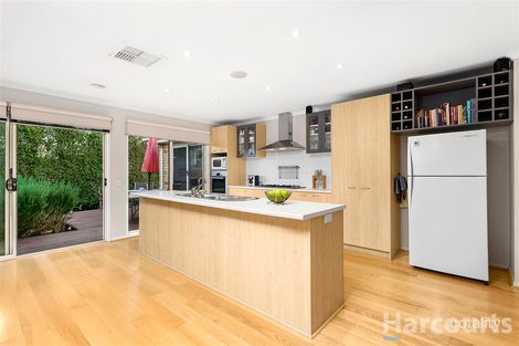 Property photo of 10 Wiregrass Court South Morang VIC 3752