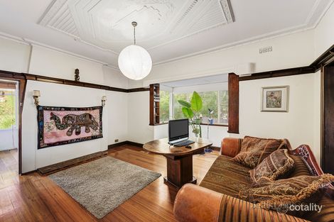 Property photo of 2 Baker Avenue Kew East VIC 3102