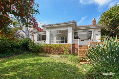 Property photo of 2 Baker Avenue Kew East VIC 3102