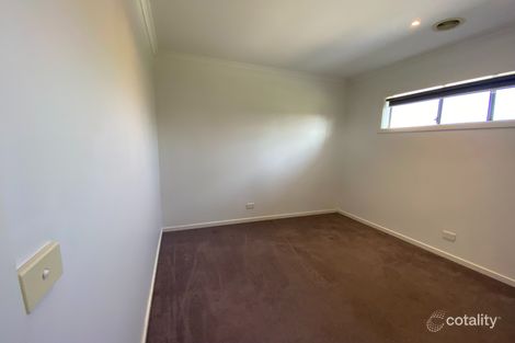 Property photo of 4/8 Rosshire Road Newport VIC 3015