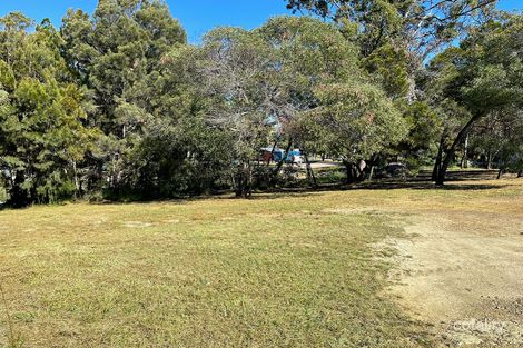 11 Percival St, Macleay Island, QLD 4184