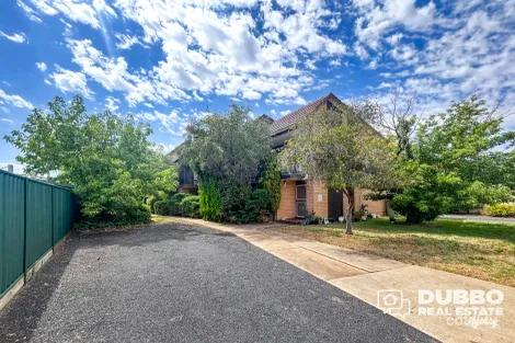 Property photo of 4/144 Bourke Street Dubbo NSW 2830