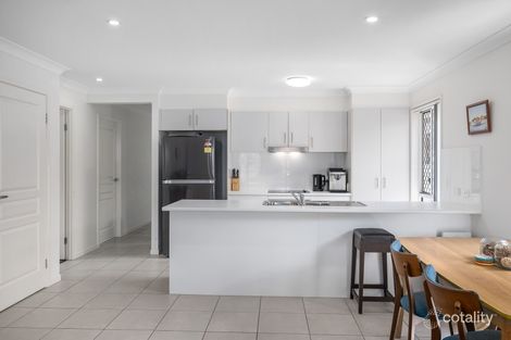 Property photo of 9 Pine Place Upper Kedron QLD 4055