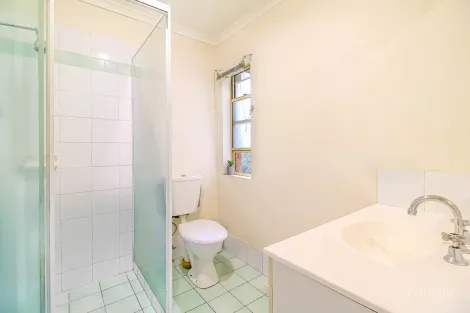 Property photo of 2/219 Sir Fred Schonell Drive St Lucia QLD 4067