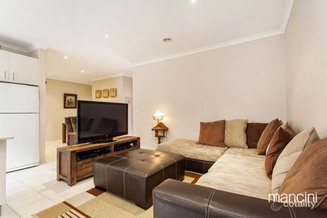 Property photo of 19 Grosvenor Crescent Derrimut VIC 3026